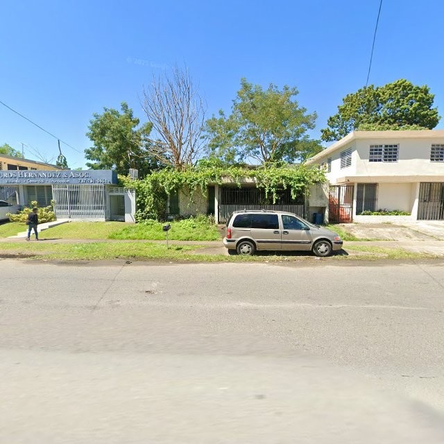 Reporte ciudadano de estorbo público en 9XCF+VMR Trujillo Alto, Puerto Rico, Trujillo Alto