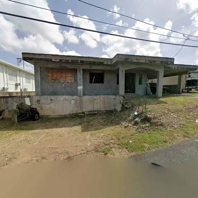 Reporte ciudadano de estorbo público en 8QF5+W82 Stella, Rincón, Puerto Rico, Rincón