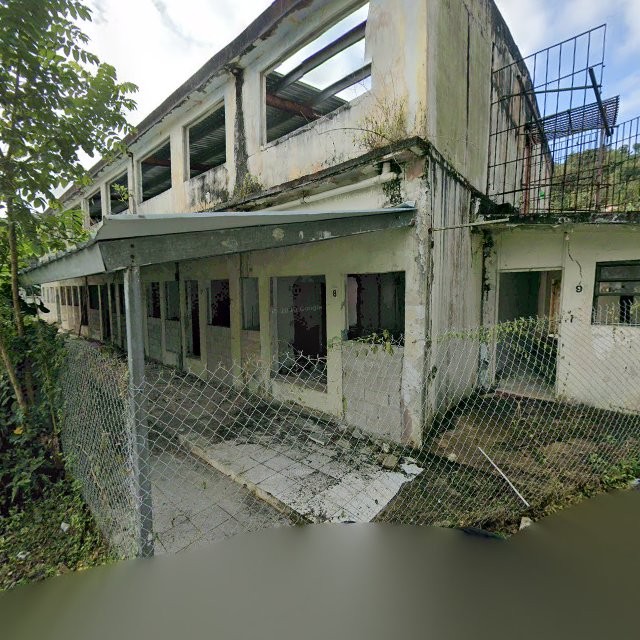 Reporte ciudadano de estorbo público en 8R7H+CCM Bayamón, Puerto Rico, Bayamón