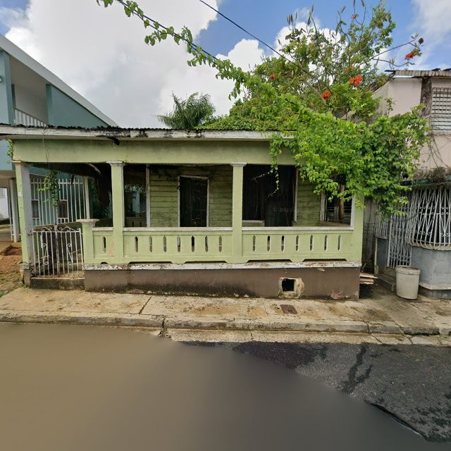 Reporte ciudadano de estorbo público en 88GW+897 Fajardo, Puerto Rico, Fajardo