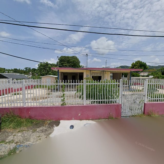 Reporte ciudadano de estorbo público en 7VV3+2QX Las Marías, Añasco, Puerto Rico, Añasco