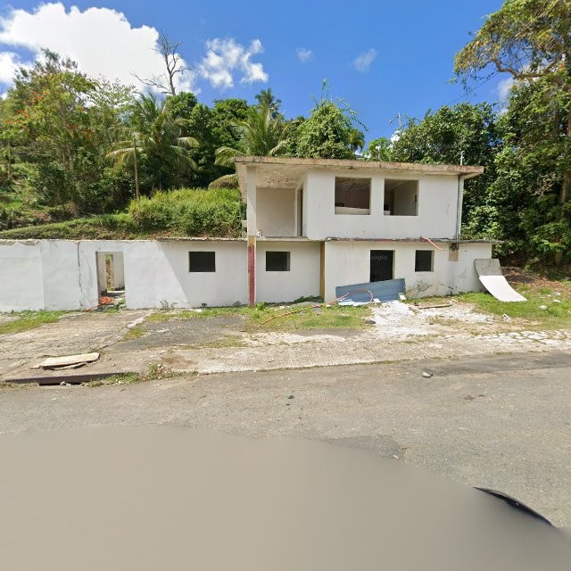 Reporte ciudadano de estorbo público en 8252+9RV Trujillo Alto, Puerto Rico, Trujillo Alto