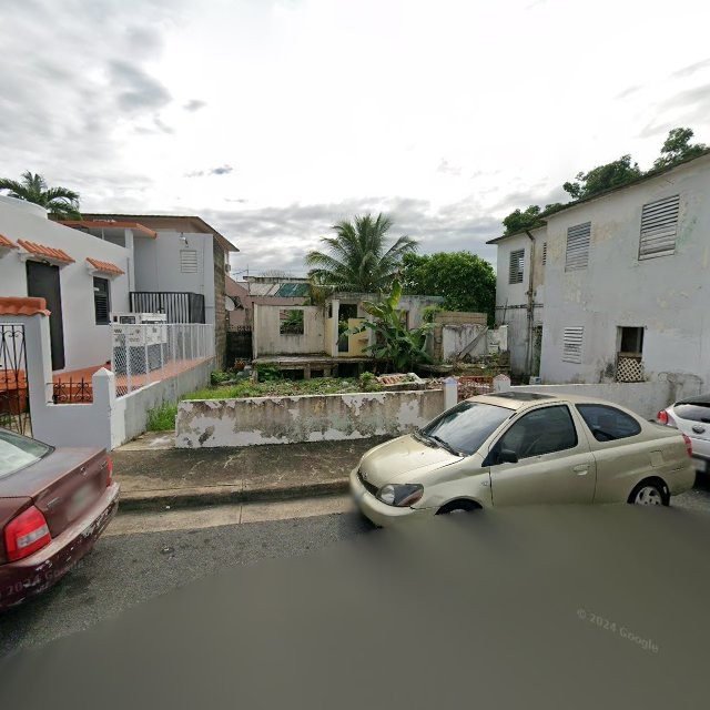 Reporte ciudadano de estorbo público en 6XJ6+WWF Caguas, Puerto Rico, Caguas