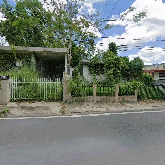 Reporte ciudadano de estorbo público en 5VV7+V67 Mayagüez, Puerto Rico, Mayagüez