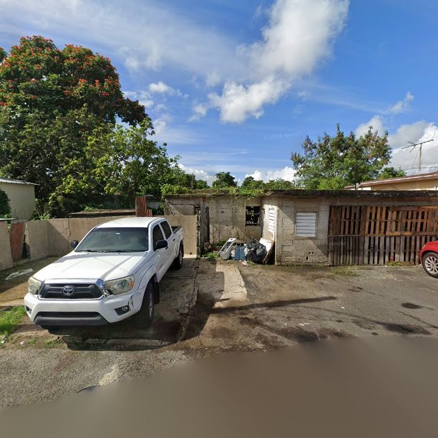 Reporte ciudadano de estorbo público en 54JM+FQ9 Las Piedras, Puerto Rico, Las Piedras