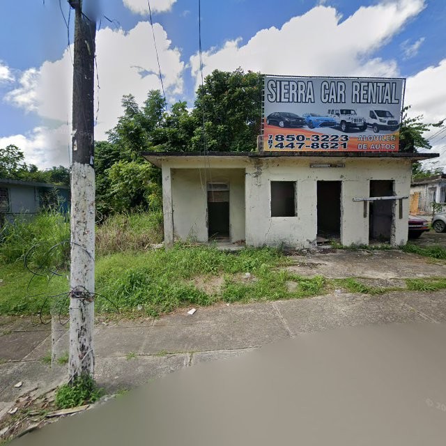 Reporte ciudadano de estorbo público en 5547+W35 Humacao, Puerto Rico, Humacao