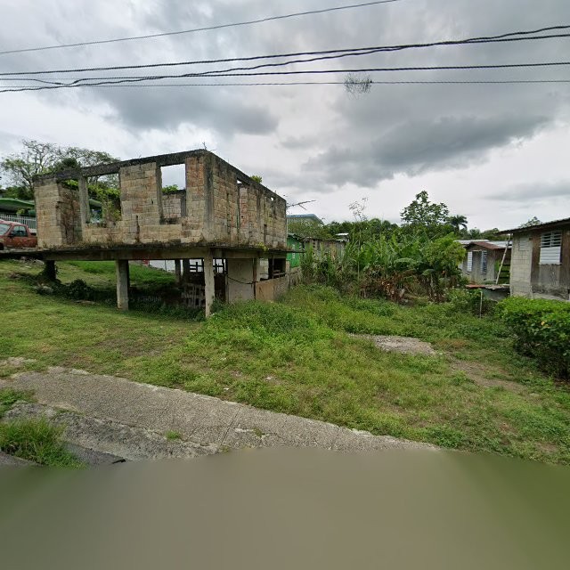 Reporte ciudadano de estorbo público en 3R8R+76P Cabo Rojo, Puerto Rico, Cabo Rojo