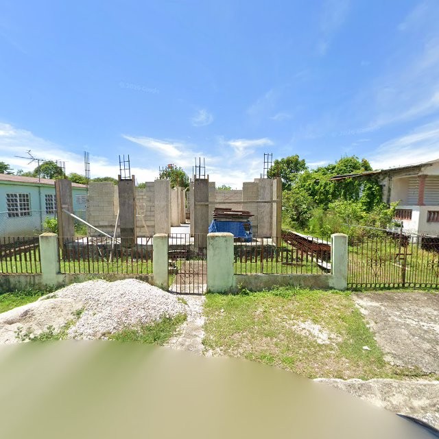 Reporte ciudadano de estorbo público en 398X+XR7 El Paraiso, Ponce, Puerto Rico, Ponce