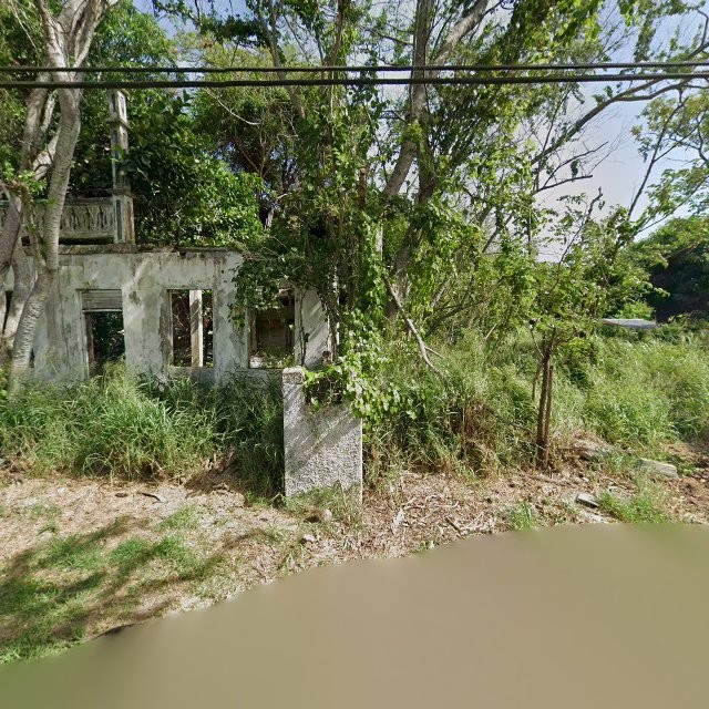 Reporte ciudadano de estorbo público en 2WQ2+JC8 Llanos, Lajas, Puerto Rico, Lajas