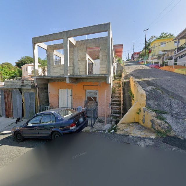 Reporte ciudadano de estorbo público en 25P2+V7J Yauco, Puerto Rico, Yauco