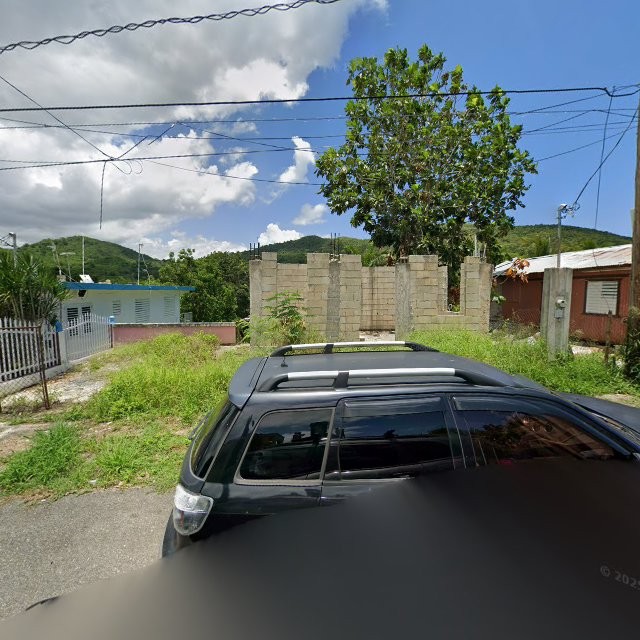 Reporte ciudadano de estorbo público en 26R2+C73 Guayanilla, Puerto Rico, Guayanilla