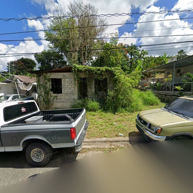Reporte ciudadano de estorbo público en 28P7+XMH Quebrada del Agua, Ponce, Puerto Rico, Ponce