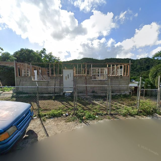 Reporte ciudadano de estorbo público en 2QVV+X9J La Plena, Salinas, Puerto Rico, Salinas