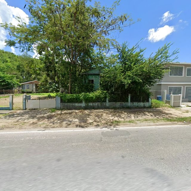 Reporte ciudadano de estorbo público en 29H5+3HW Ponce, Puerto Rico, Ponce