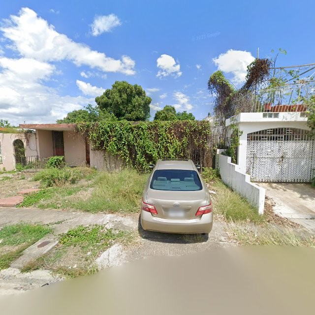 Reporte ciudadano de estorbo público en 2937+M28 Ponce, Puerto Rico, Ponce