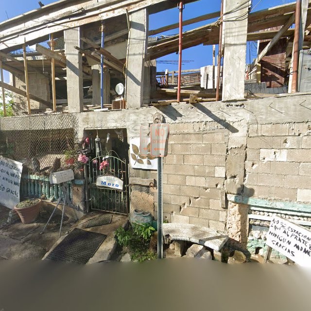 Reporte ciudadano de estorbo público en XP53+XJG Playita, Salinas, Puerto Rico, Salinas