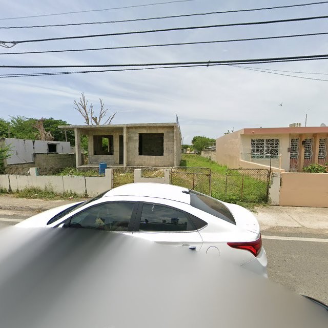 Reporte ciudadano de estorbo público en XR4M+2PF Jobos, Guayama, Puerto Rico, Guayama